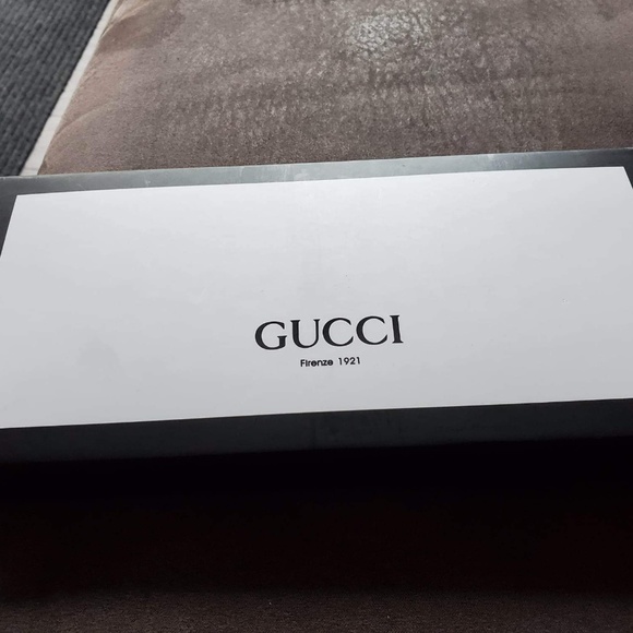Gucci Gloves - Picture 1 of 3